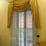 La Dimora Di Partenope Habitación en casa particular *